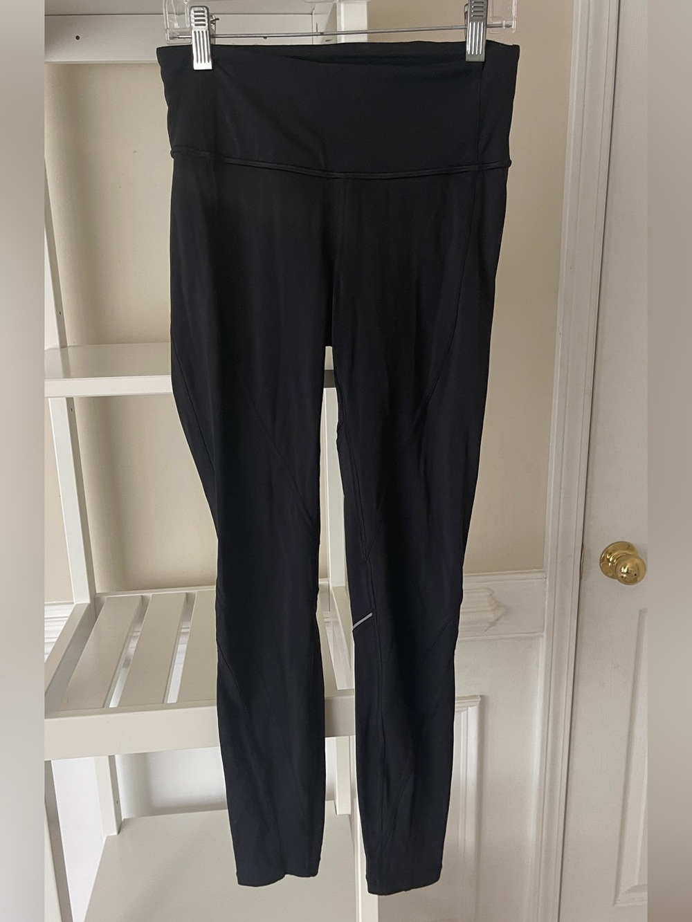 lululemon athletica Black Woman’s Jogger Tights